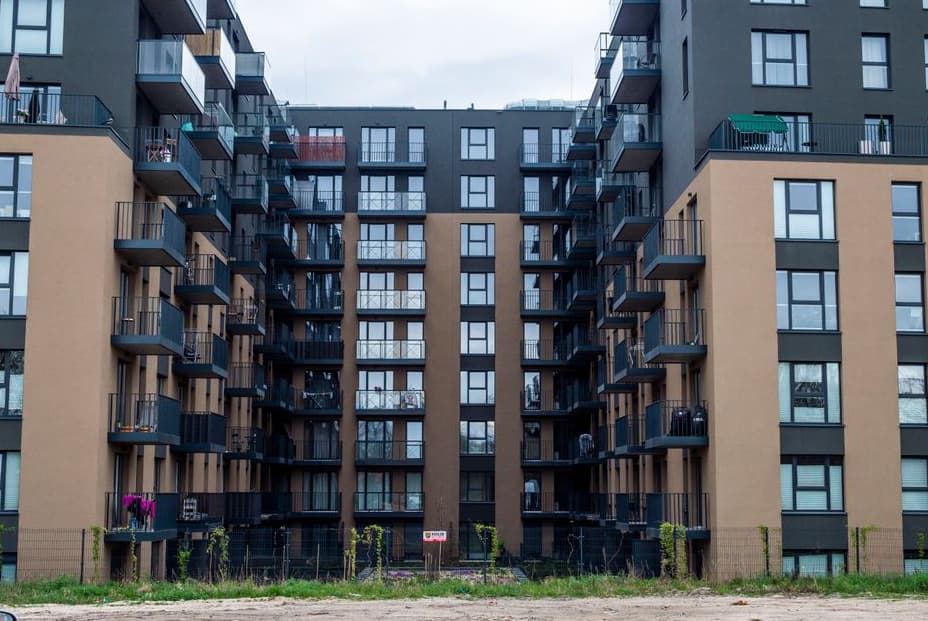 Office and retail complex in Hackney